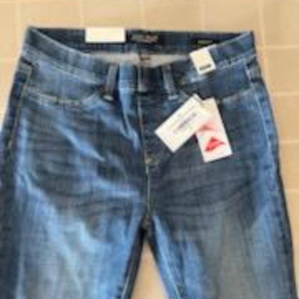 Brand New Judy Blue Bop It pull on skinny jeans